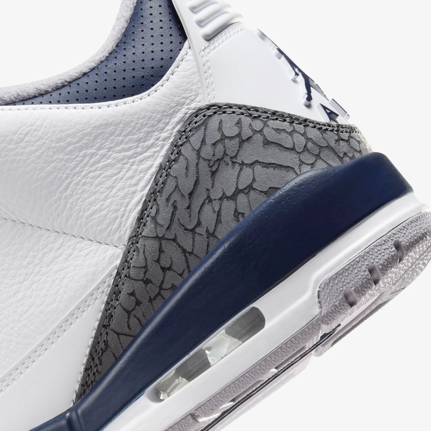 JORDAN 3 RETRO "MIDNIGHT" PK