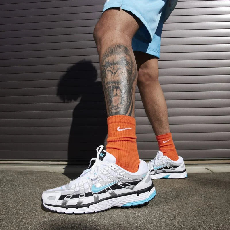 NIKE P6000