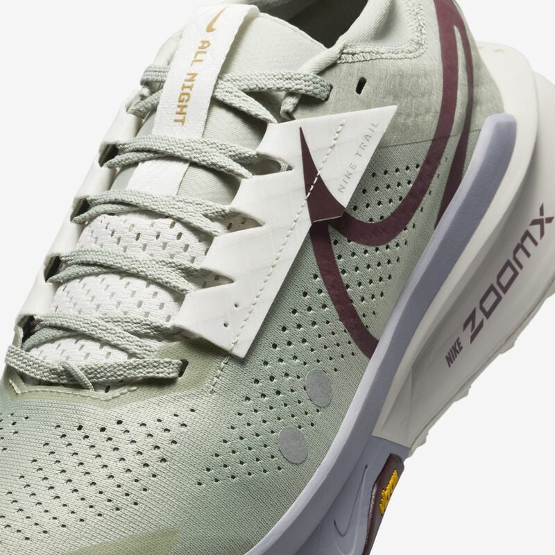 NIKE ZEGAMA TRAIL 5