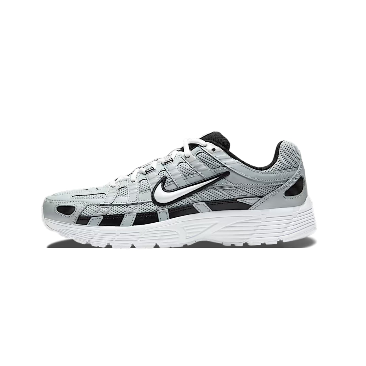 NIKE P6000