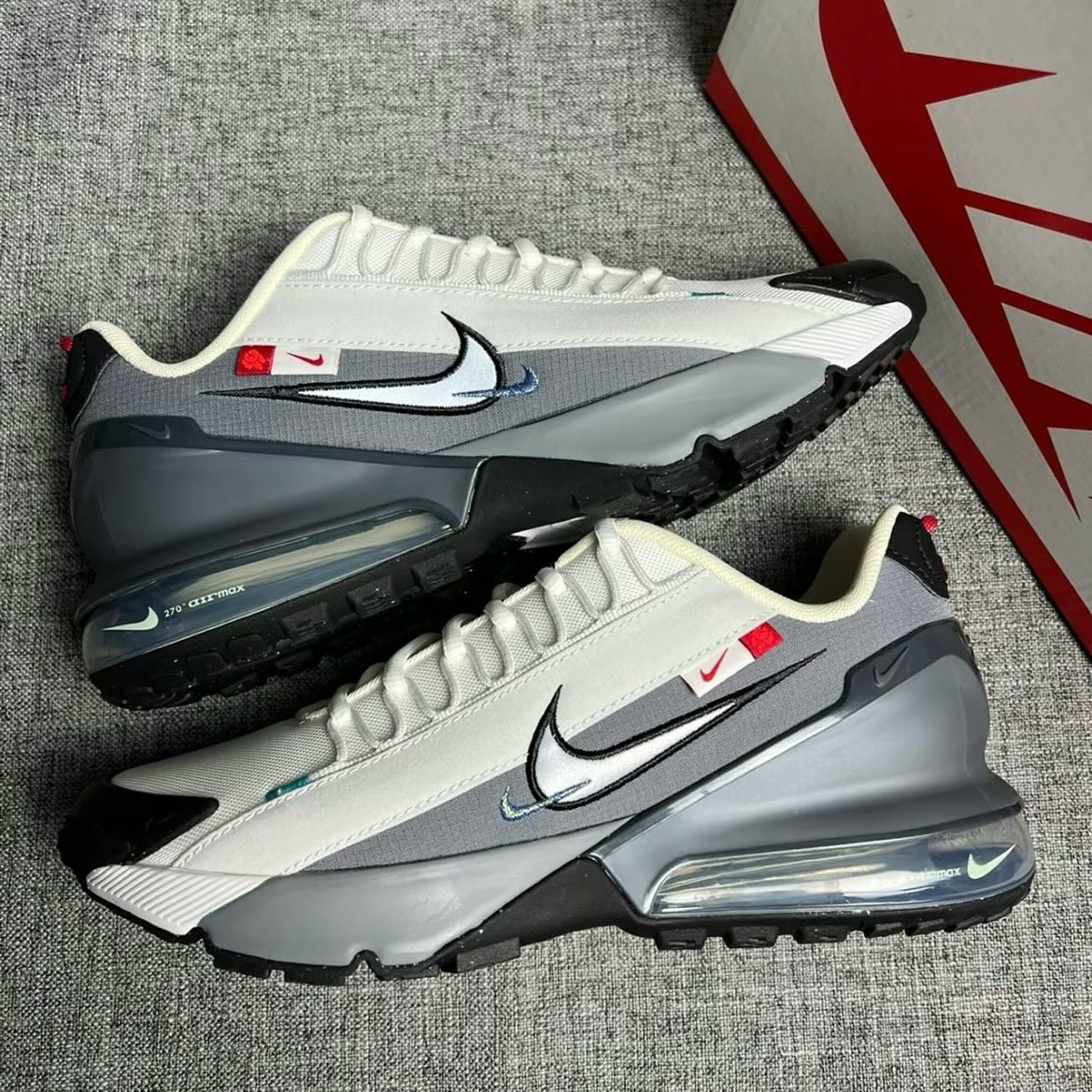 NIKE AIR MAX PULSE "GRIS"