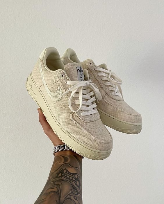 NIKE AIR FORCE 1 "STUSSY"