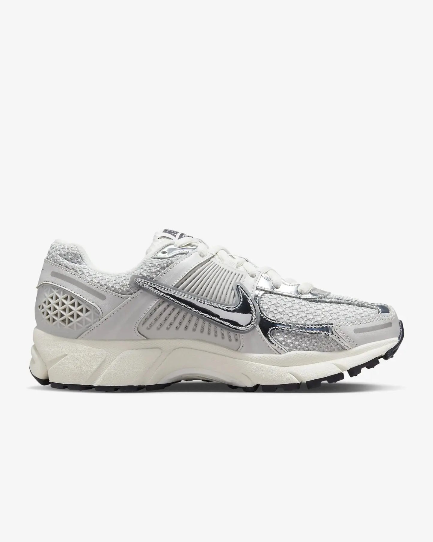 NIKE VOMERA