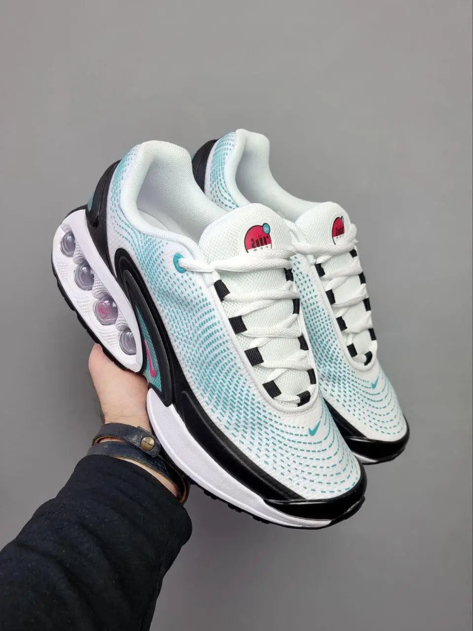 NIKE AIR MAX DN