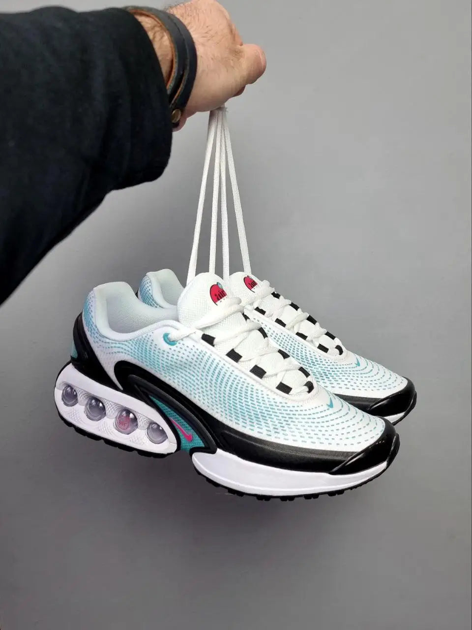 NIKE AIR MAX DN