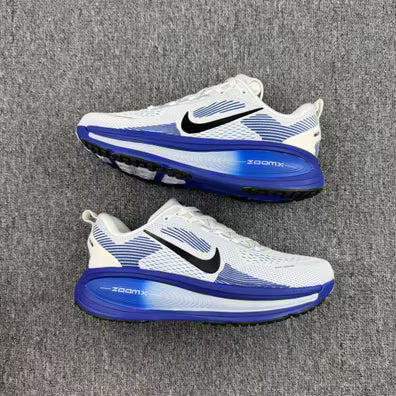 NIKE VOMERO 18