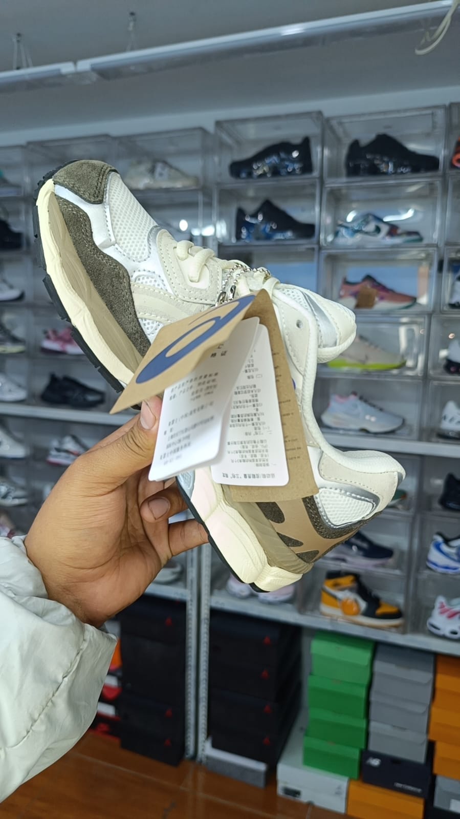 ASICS GEL KAYANO 14