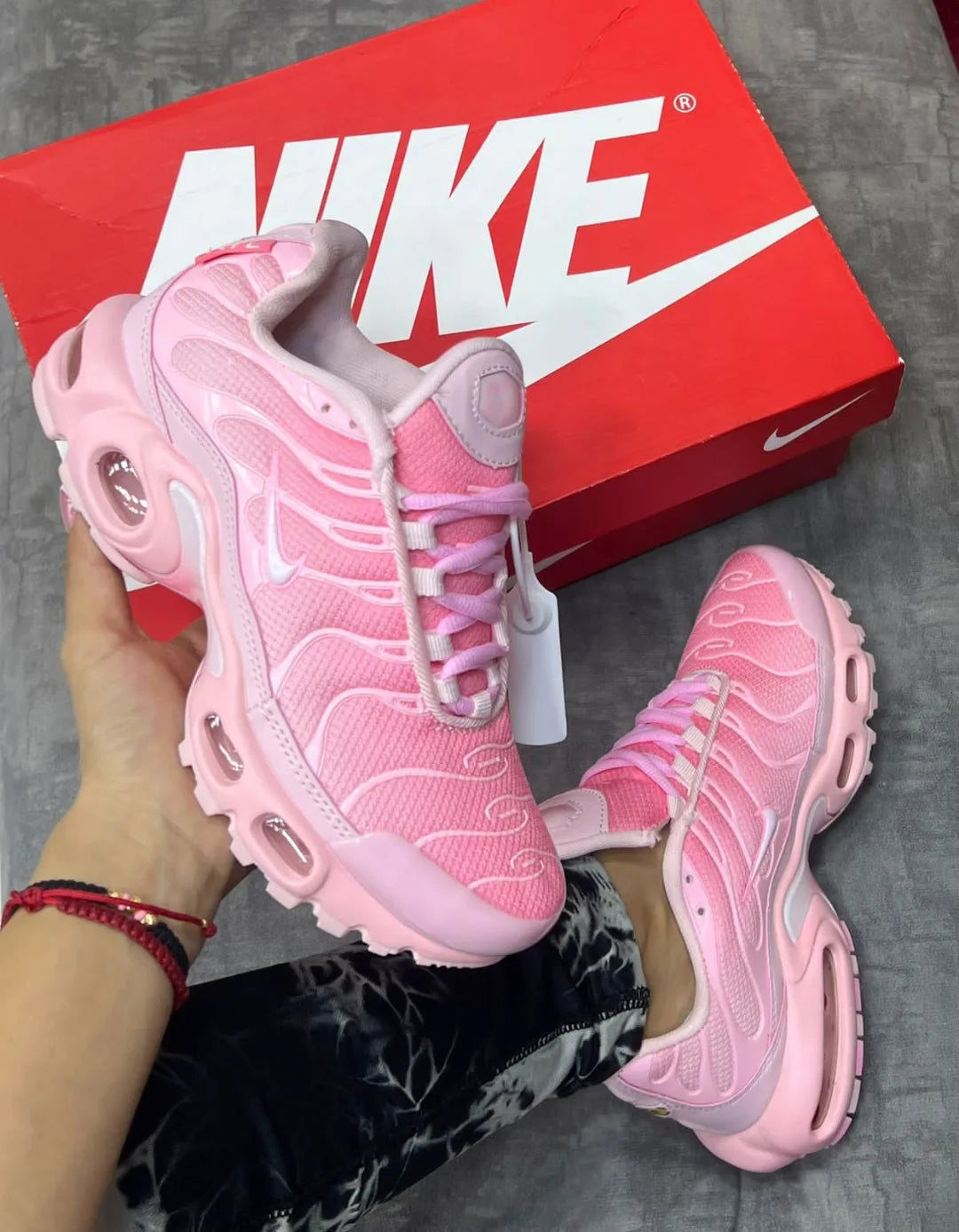 NIKE AIR MAX TN