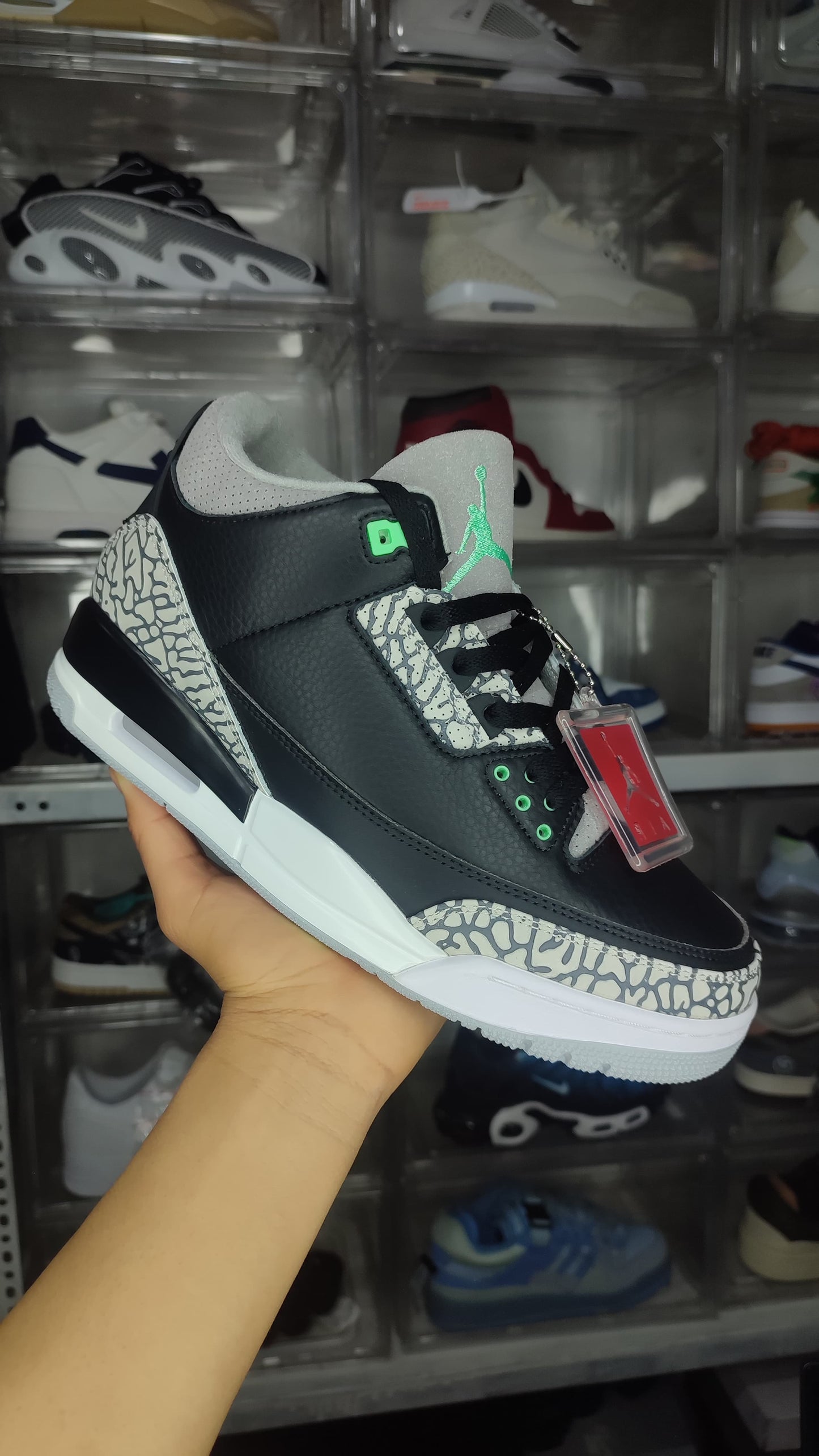 JORDAN 3 RETRO