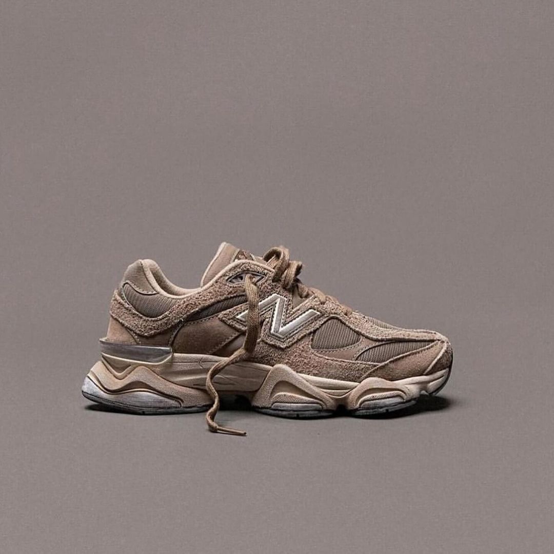 NEW BALANCE 9060 "MUSHROOM TIMBERWOLF"