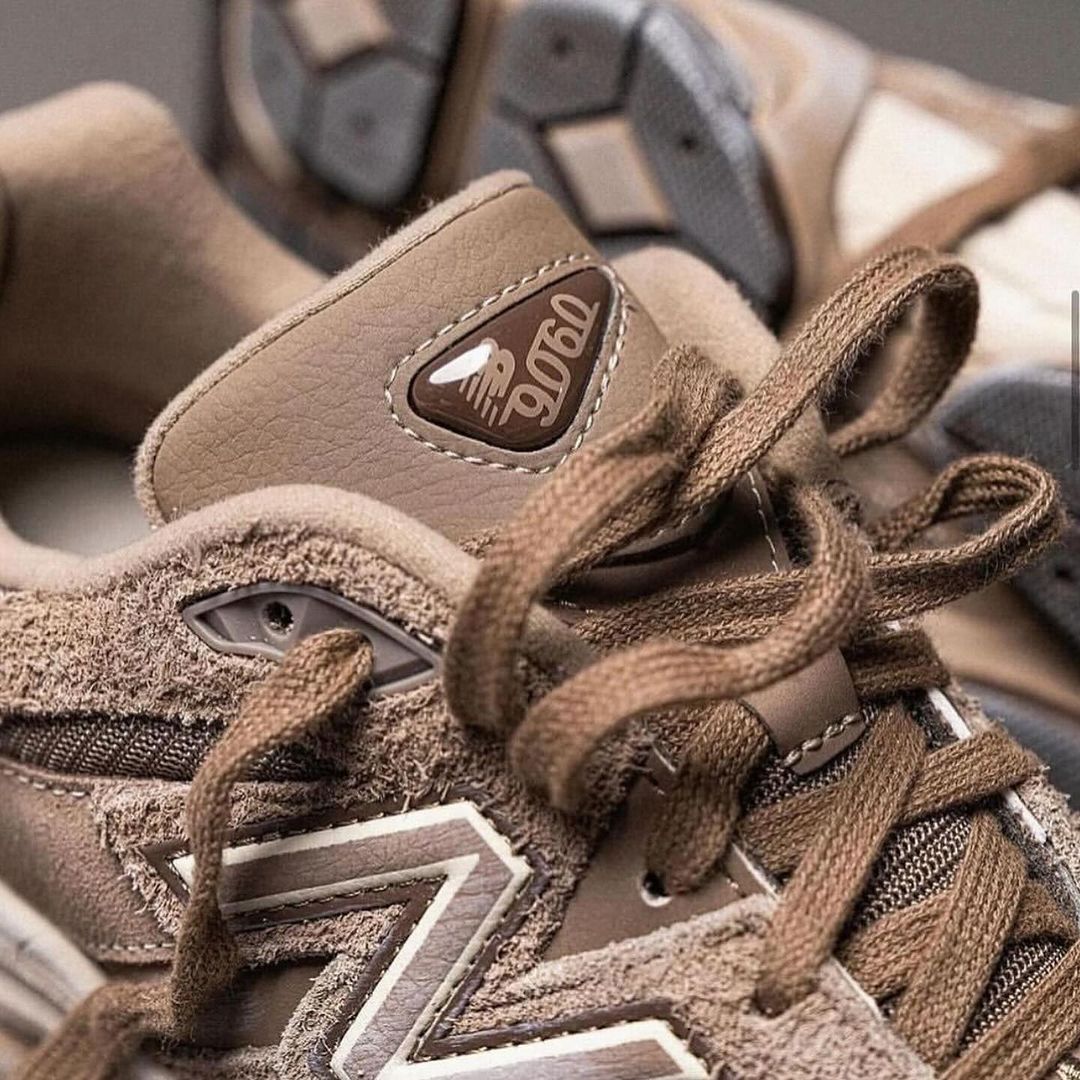 NEW BALANCE 9060 "MUSHROOM TIMBERWOLF"