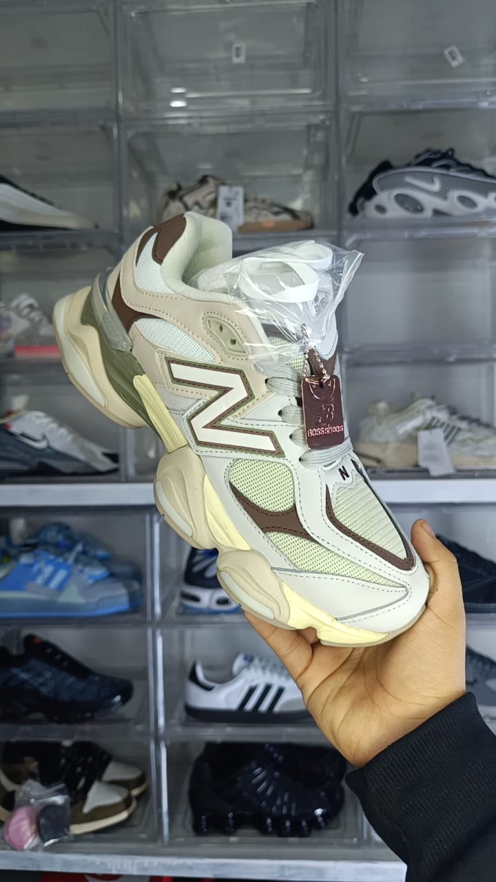 NEW BALANCE 9060