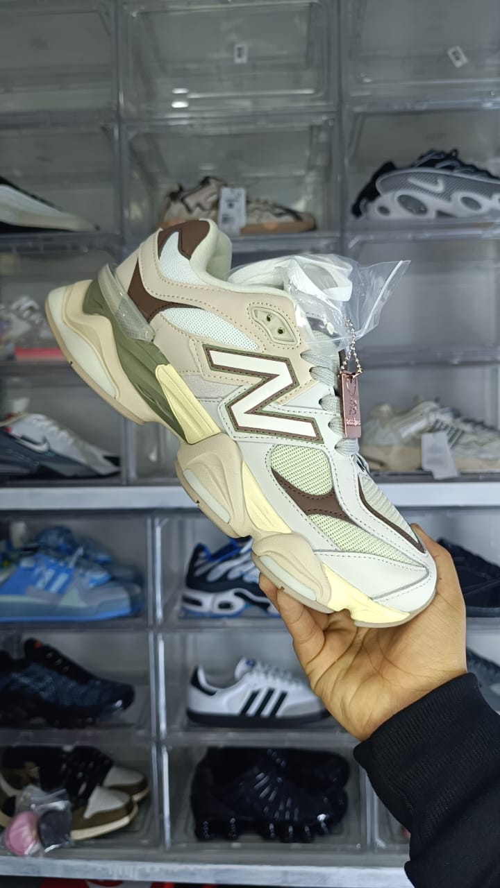 NEW BALANCE 9060