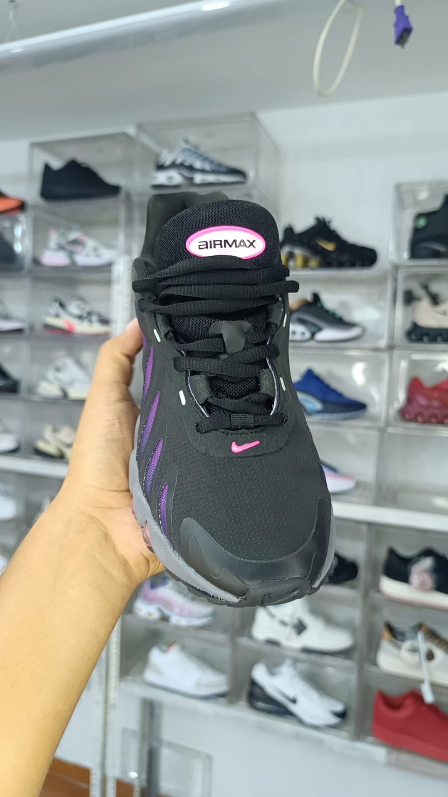 NIKE AIR MAX DN8 2025