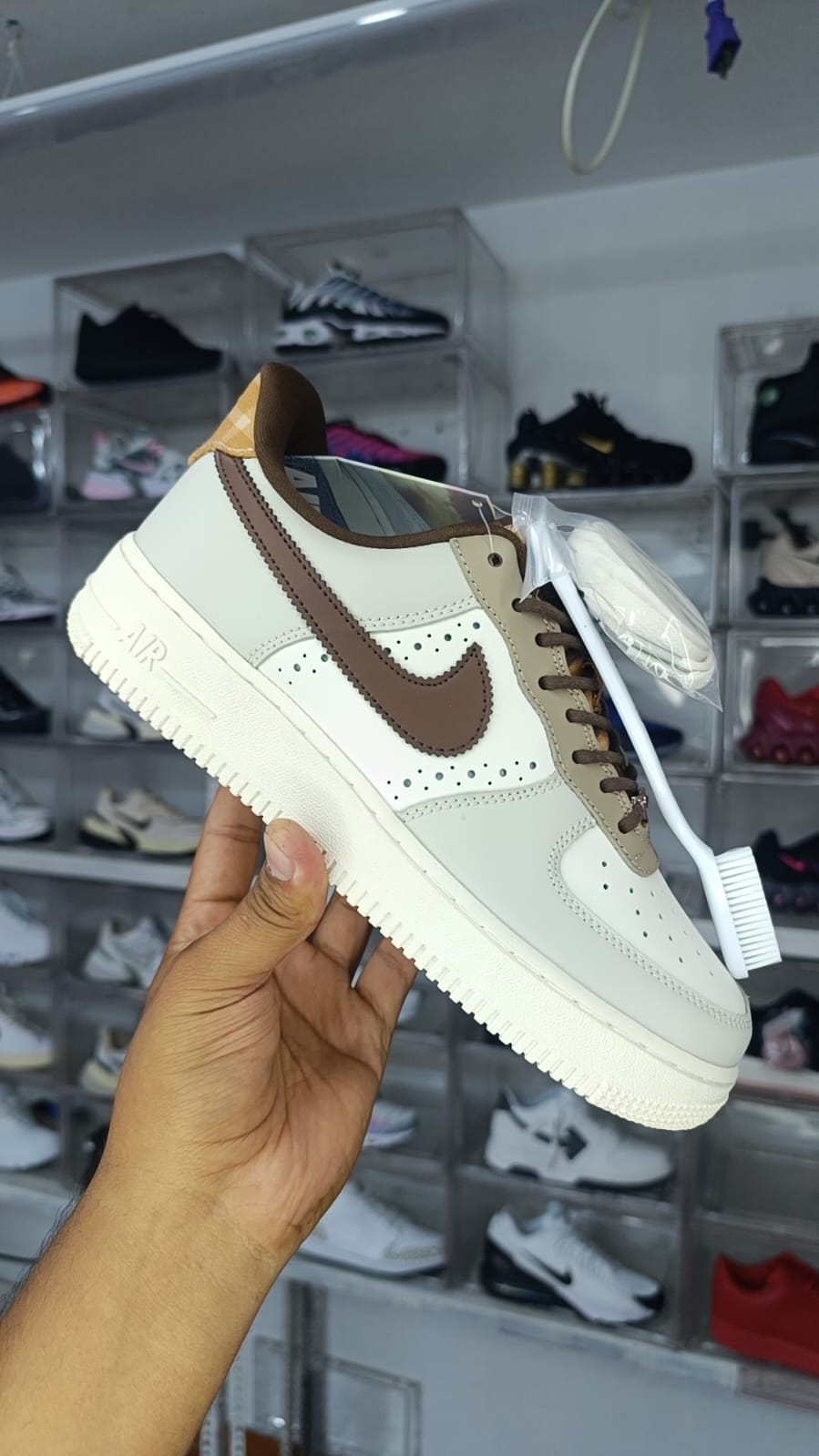 NIKE AIR FORCE 1
