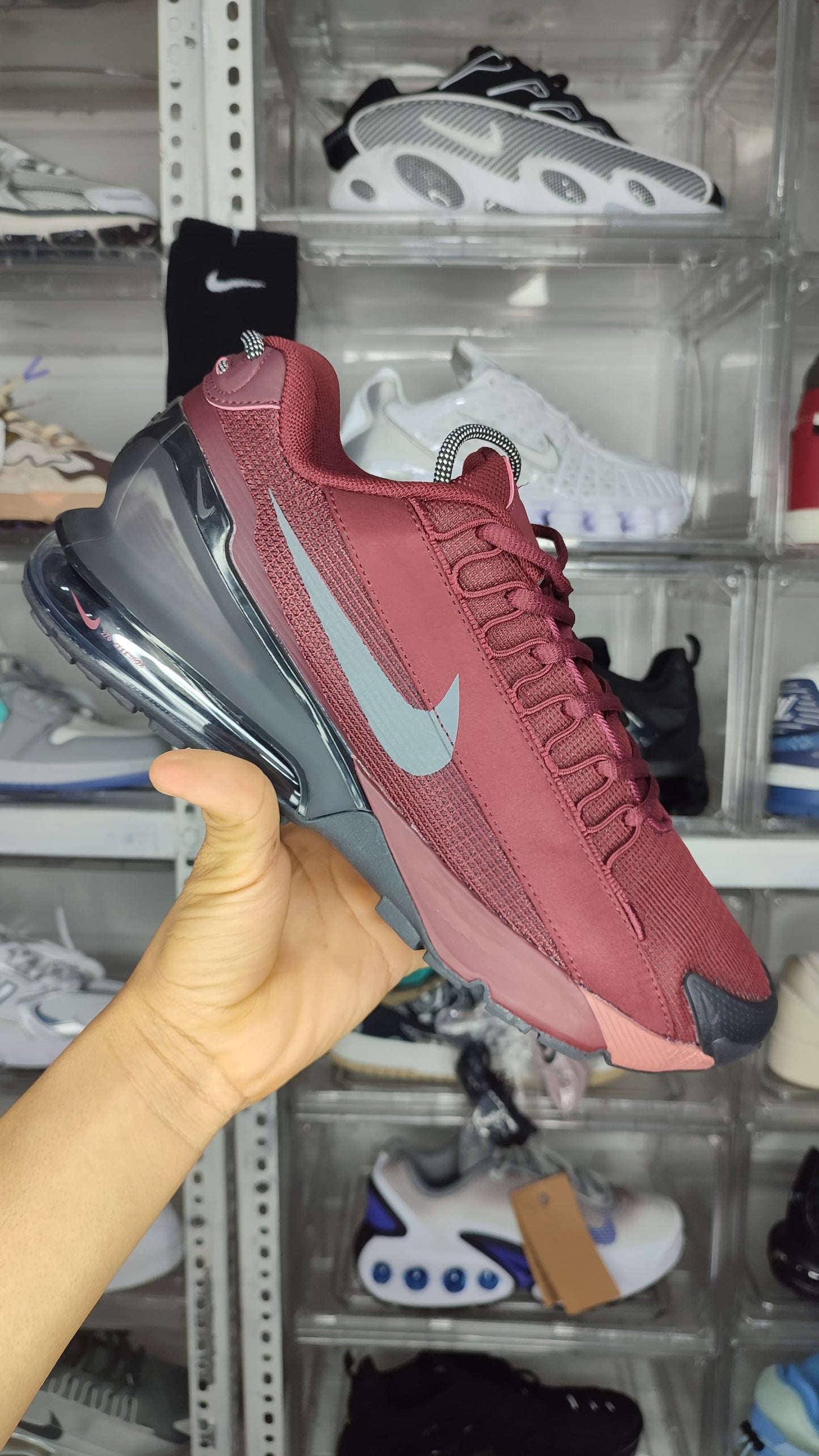 NIKE AIR MAX PULSE ROAM