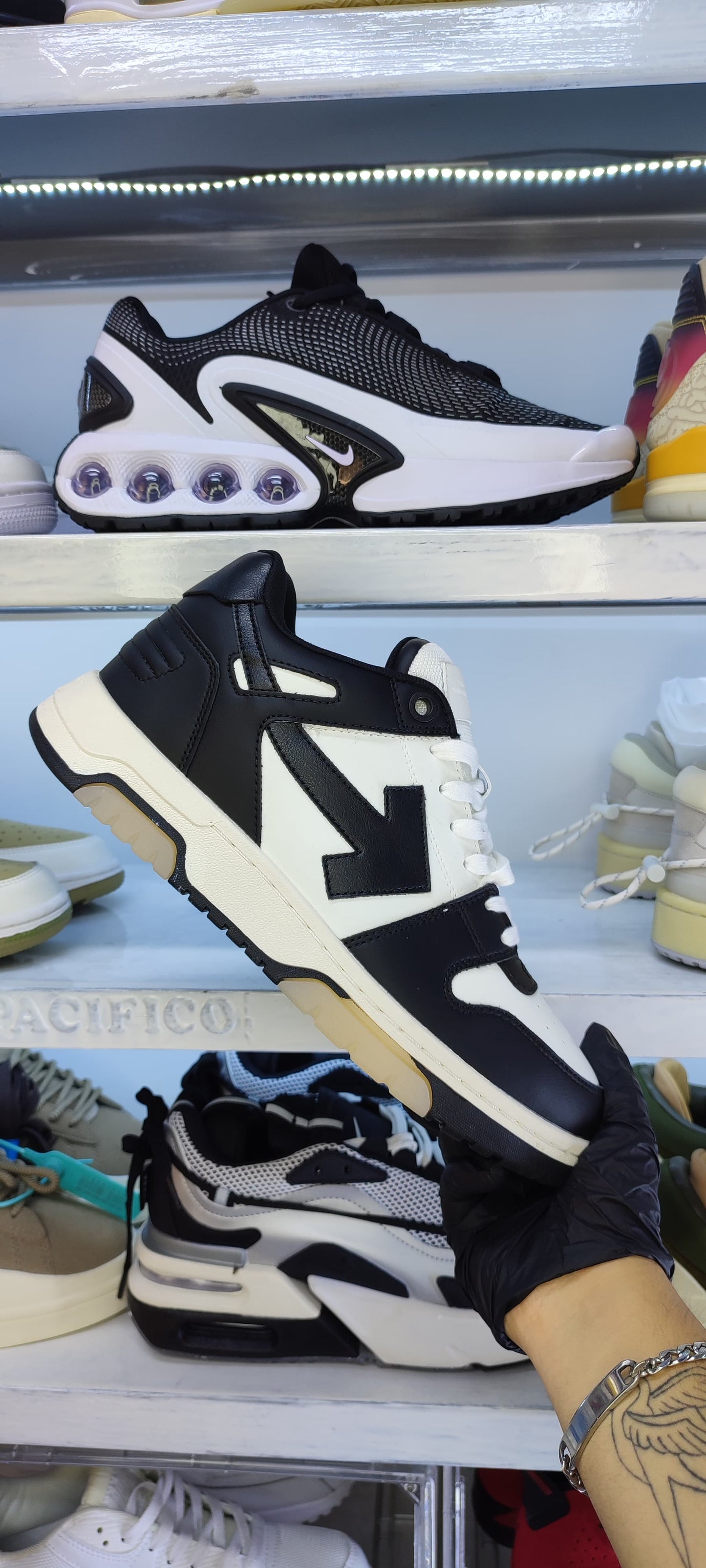 OFF WHITE "PANDA"