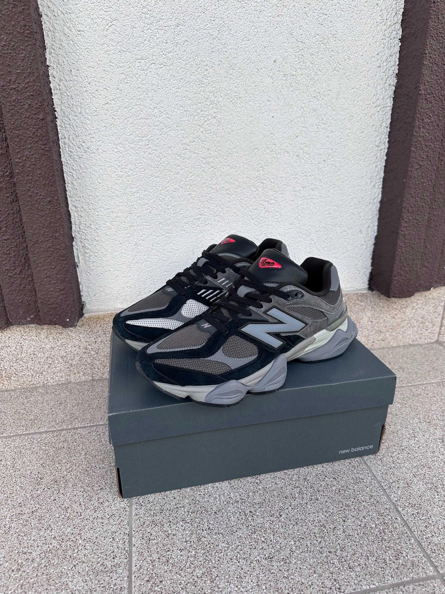 NEW BALANCE 9060