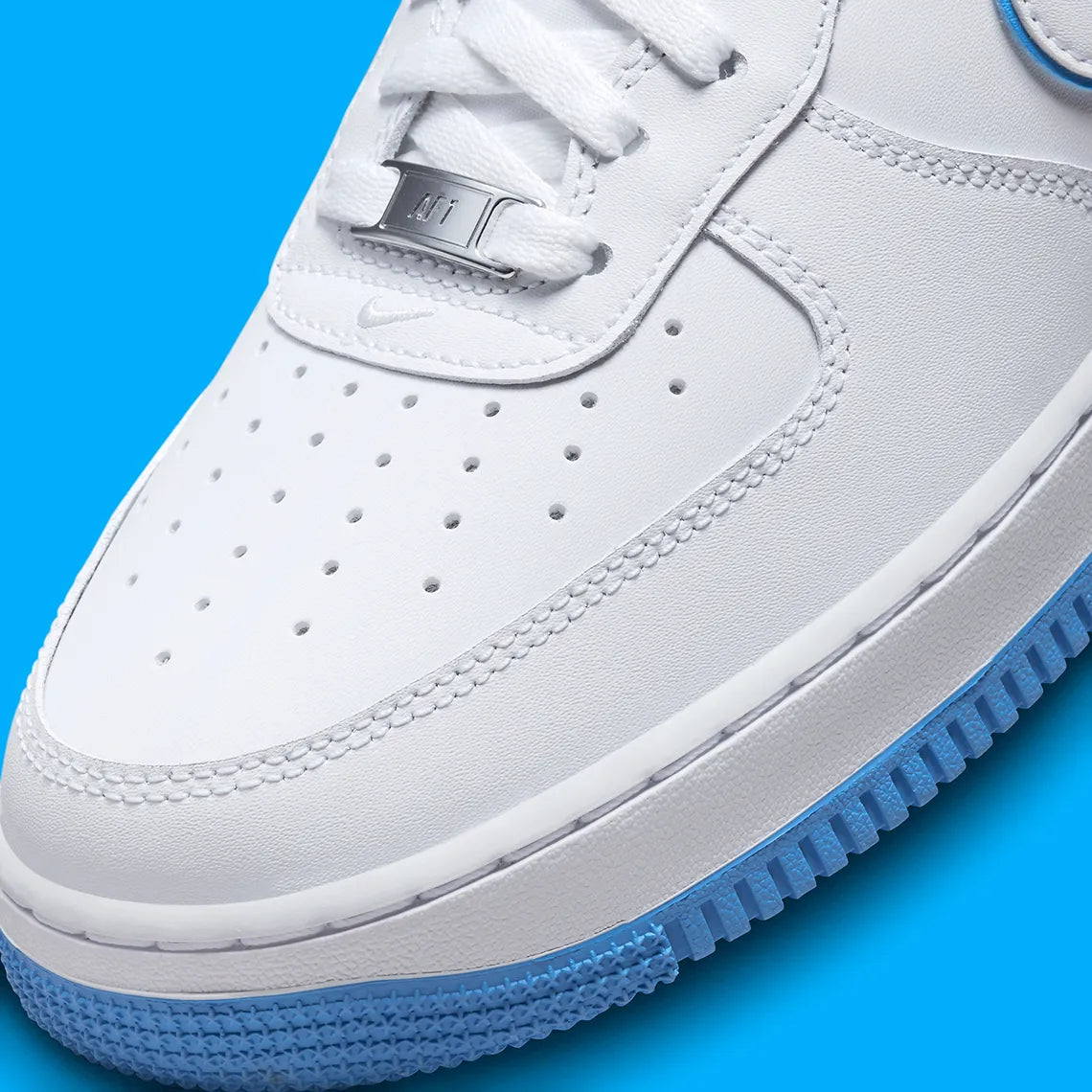 Nike air force 1 University blue