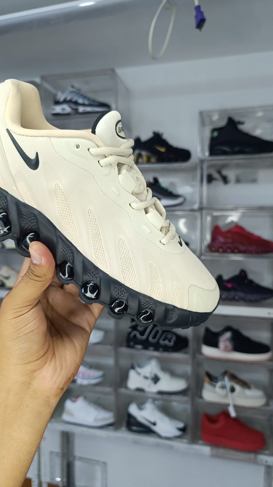 NIKE AIR MAX DN8 2025