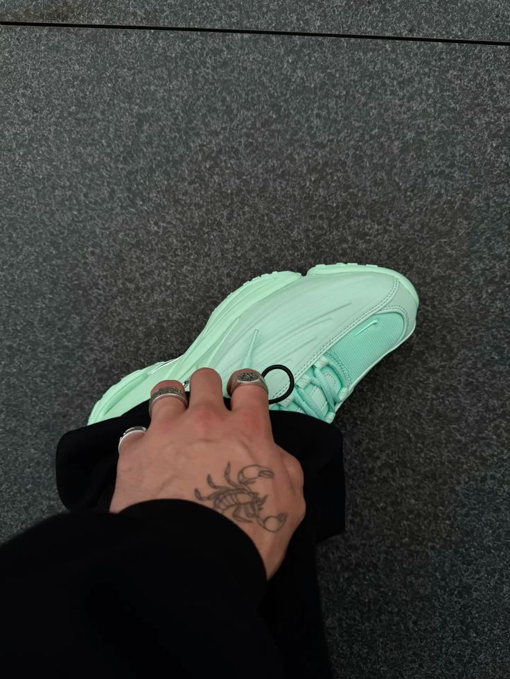 NIKE HOT STEP 2 DRAKE NOCTA