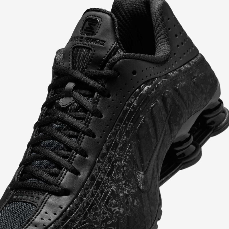 NIKE SHOX R4