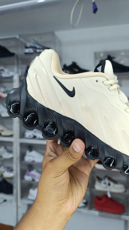 NIKE AIR MAX DN8 2025
