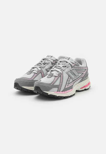 NEW BALANCE 1906R
