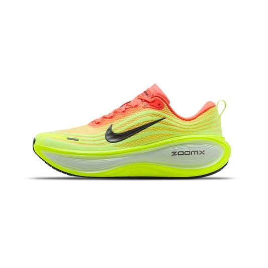 NIKE VOMERO 18