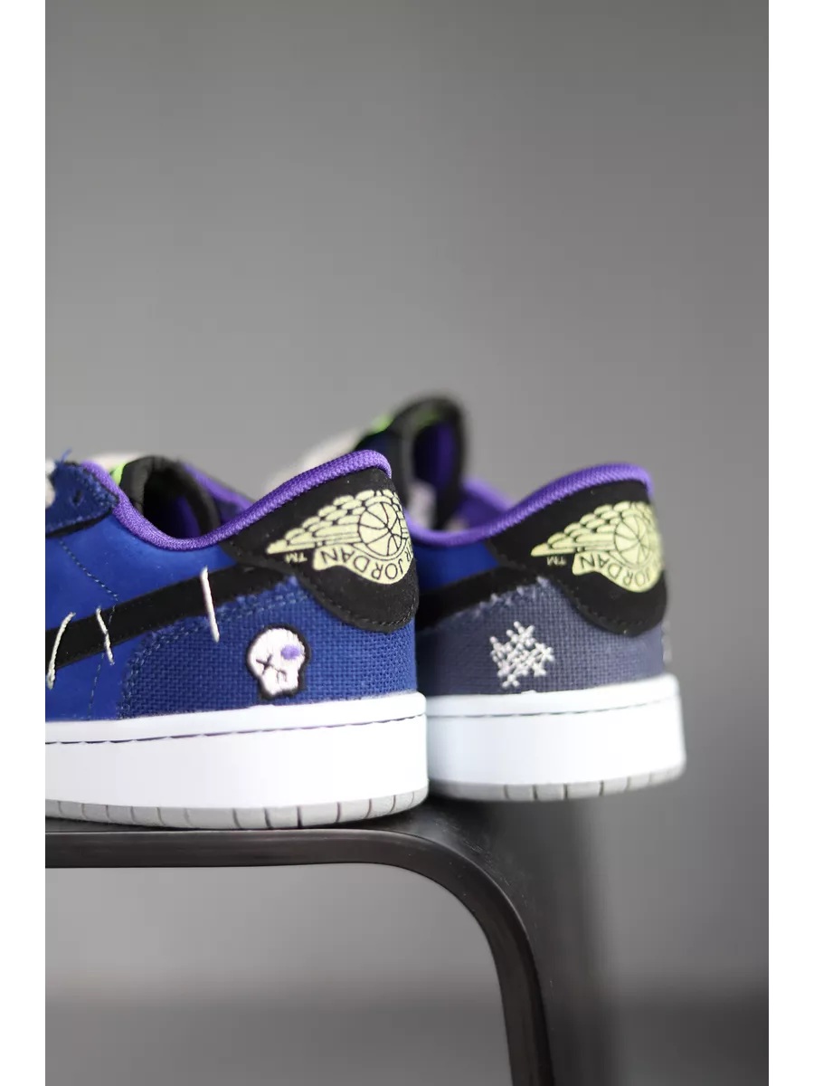 AIR JORDAN 1 LOW VOODOO