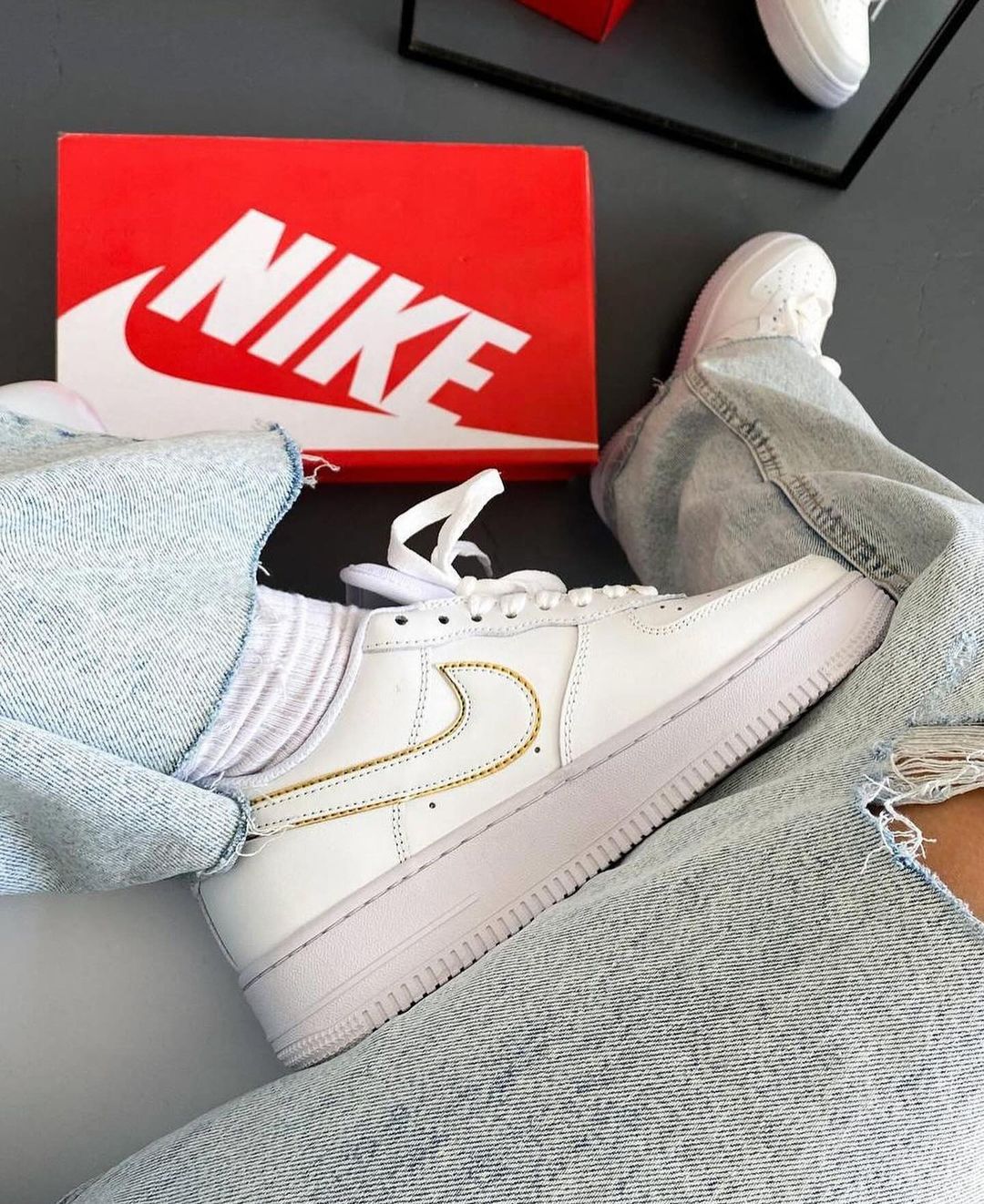 NIKE AIR FORCE 1 "WHITE GOLD"