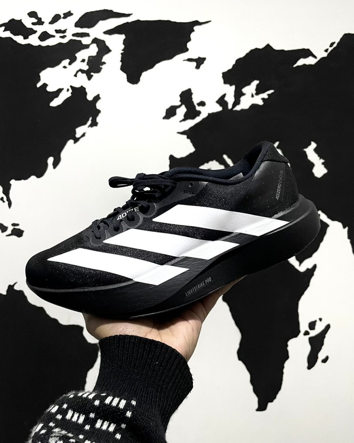ADIDAS ADIZERO EVO SL