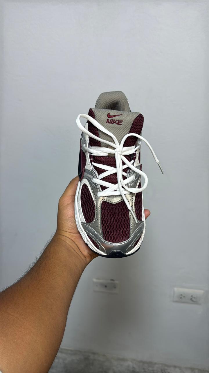 NIKE V5  RNR