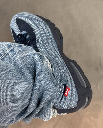 NIKE AIR MAX 95 LEVIS