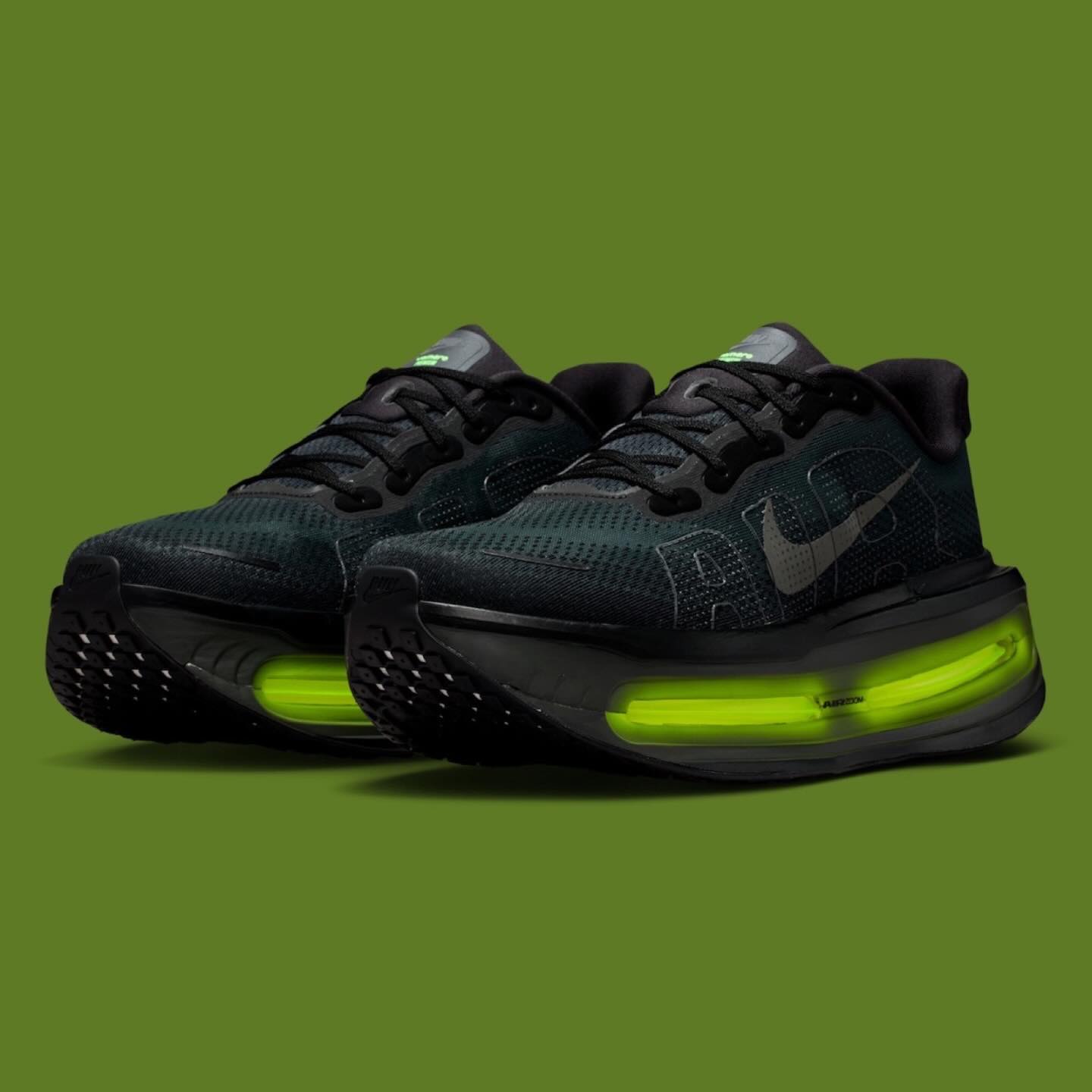 NIKE VOMERO 18 PREMIUM