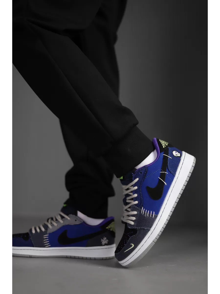 AIR JORDAN 1 LOW VOODOO