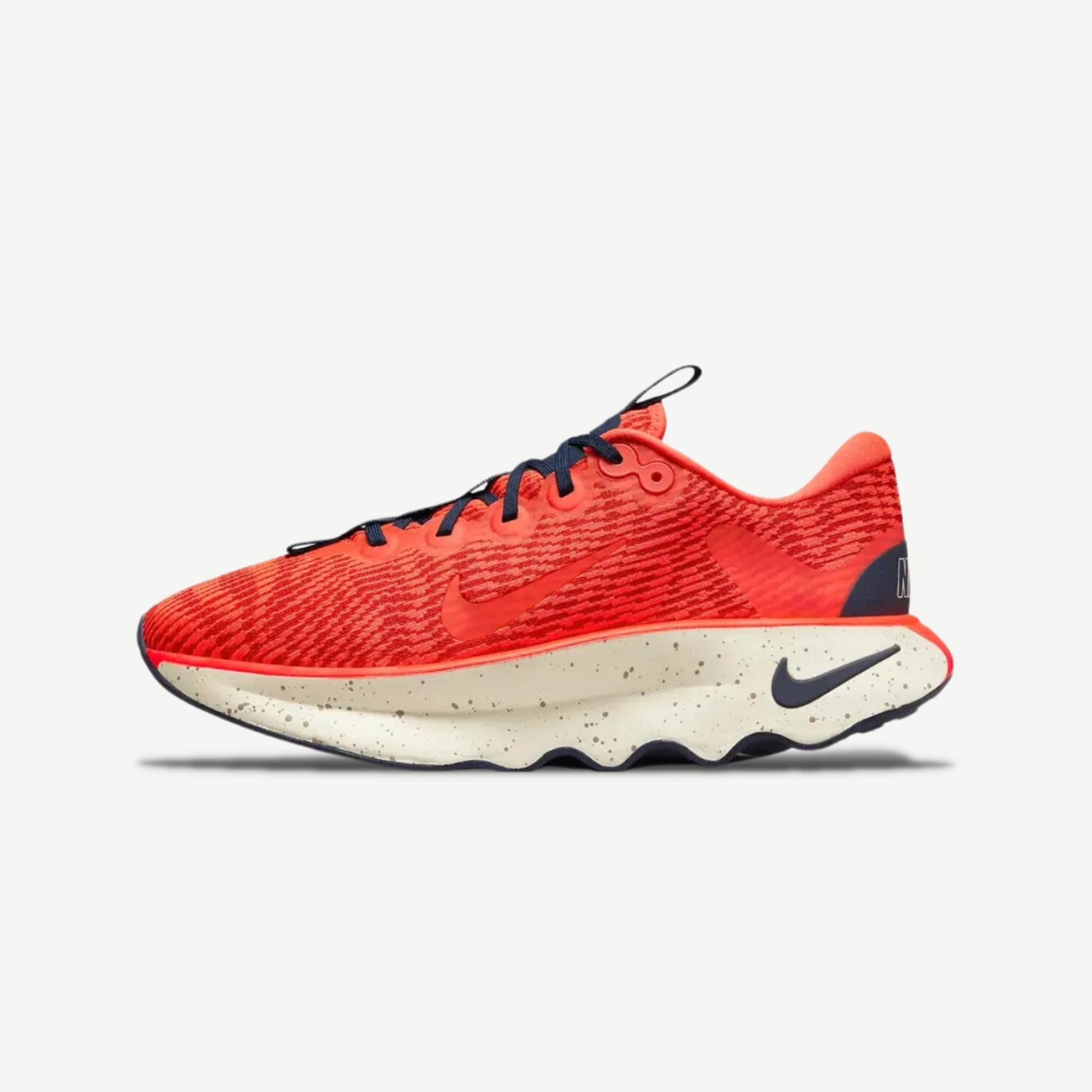 NIKE MOTIVA – ZAPATILLAS FAMESU HYPE PERU1