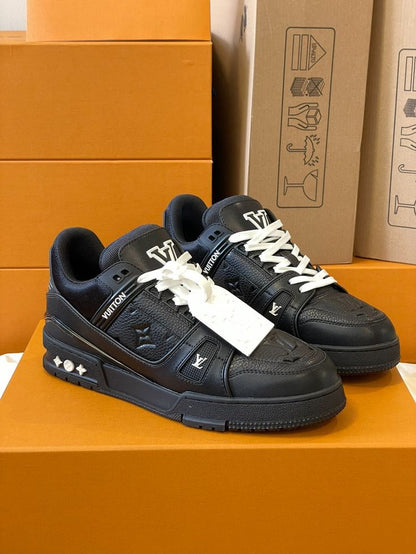LOUIS VUITTON TRAINNERS BLACK "PK"