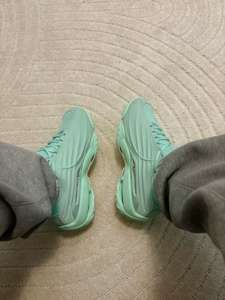 NIKE HOT STEP 2 DRAKE NOCTA