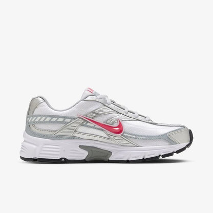 NIKE INIATOR