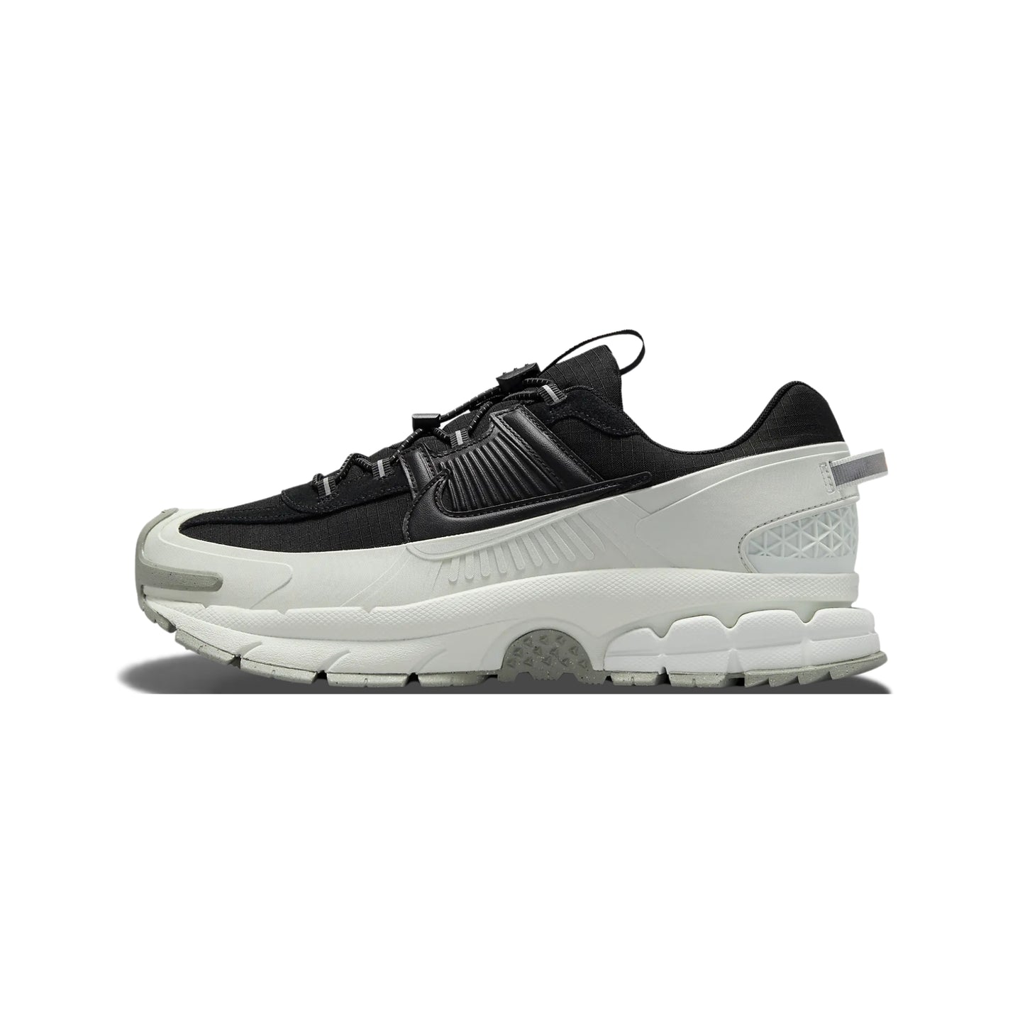 NIKE ZOOM VOMERO 5
