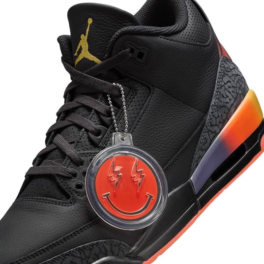 AIR JORDAN 3 RETRO " J BALVIN RIO"