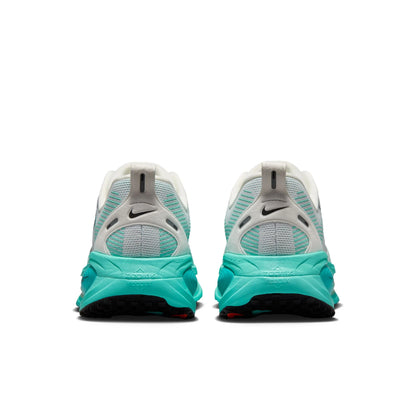 NIKE VOMERO 18