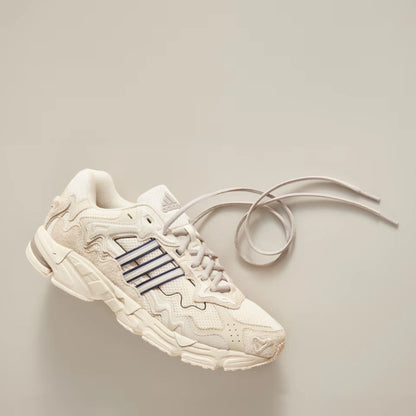 ADIDAS RESPONSE CL X BAD BUNNY "WONDER WHITE"