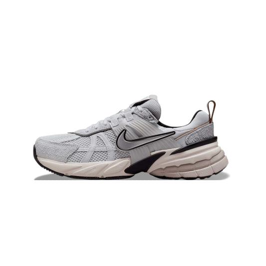 NIKE V2K RUN