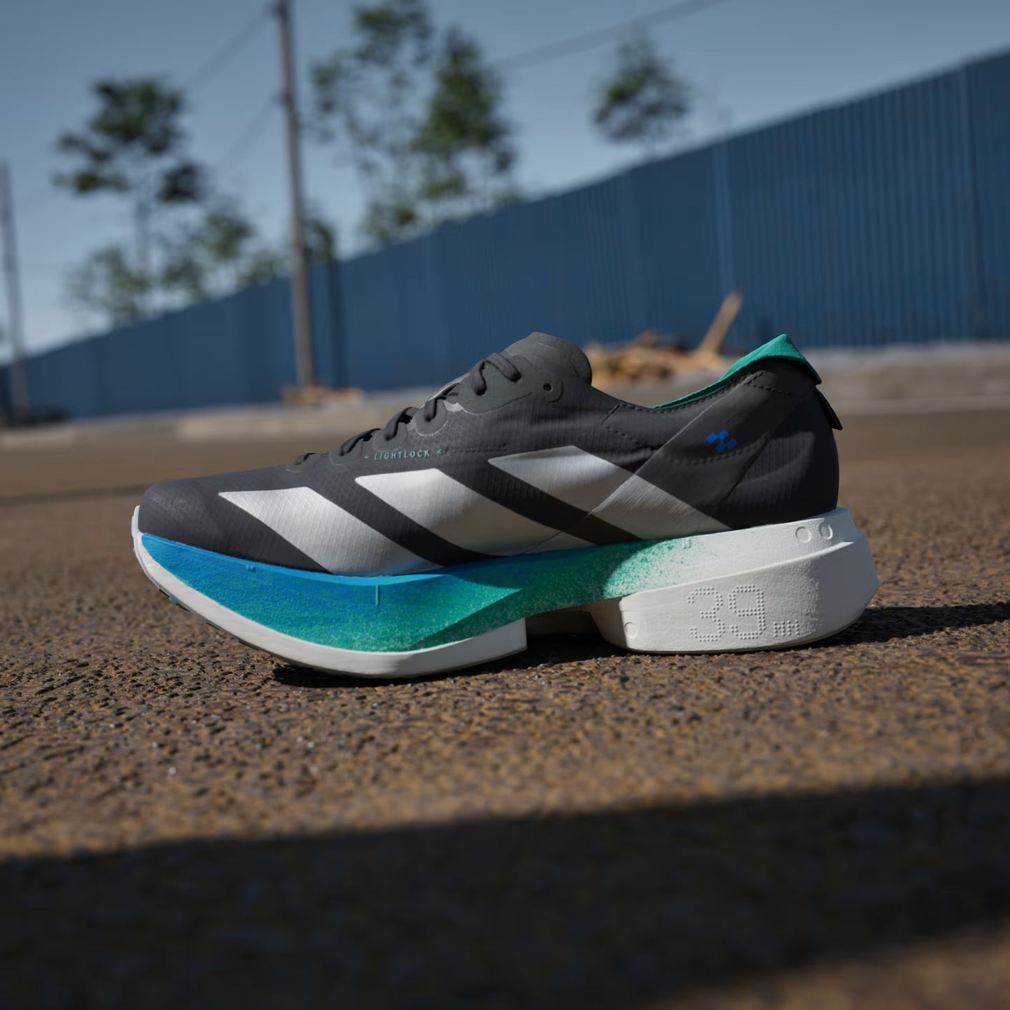 ADIDAS ADIZERO SL