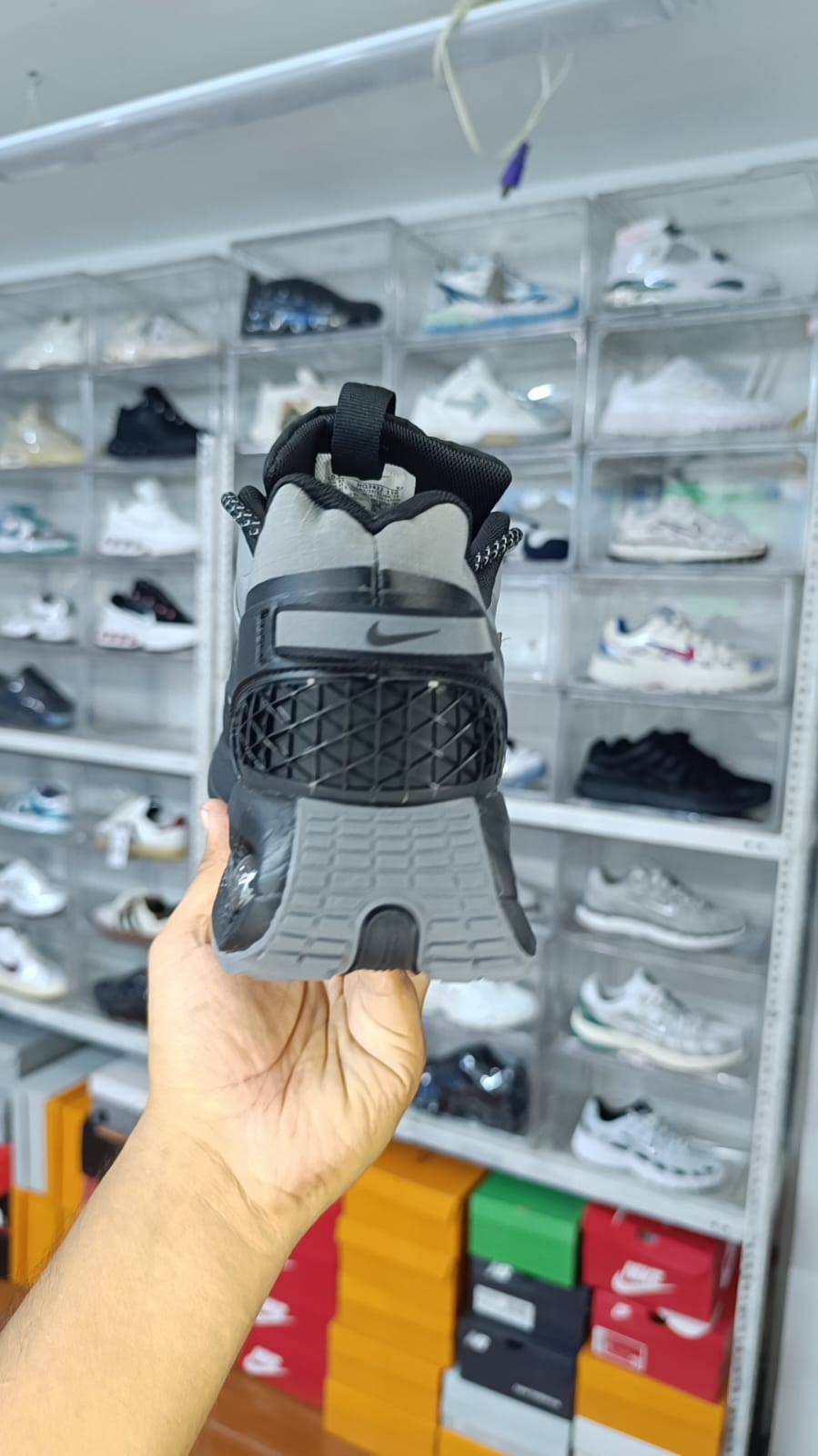NIKE AIR MAX DN2