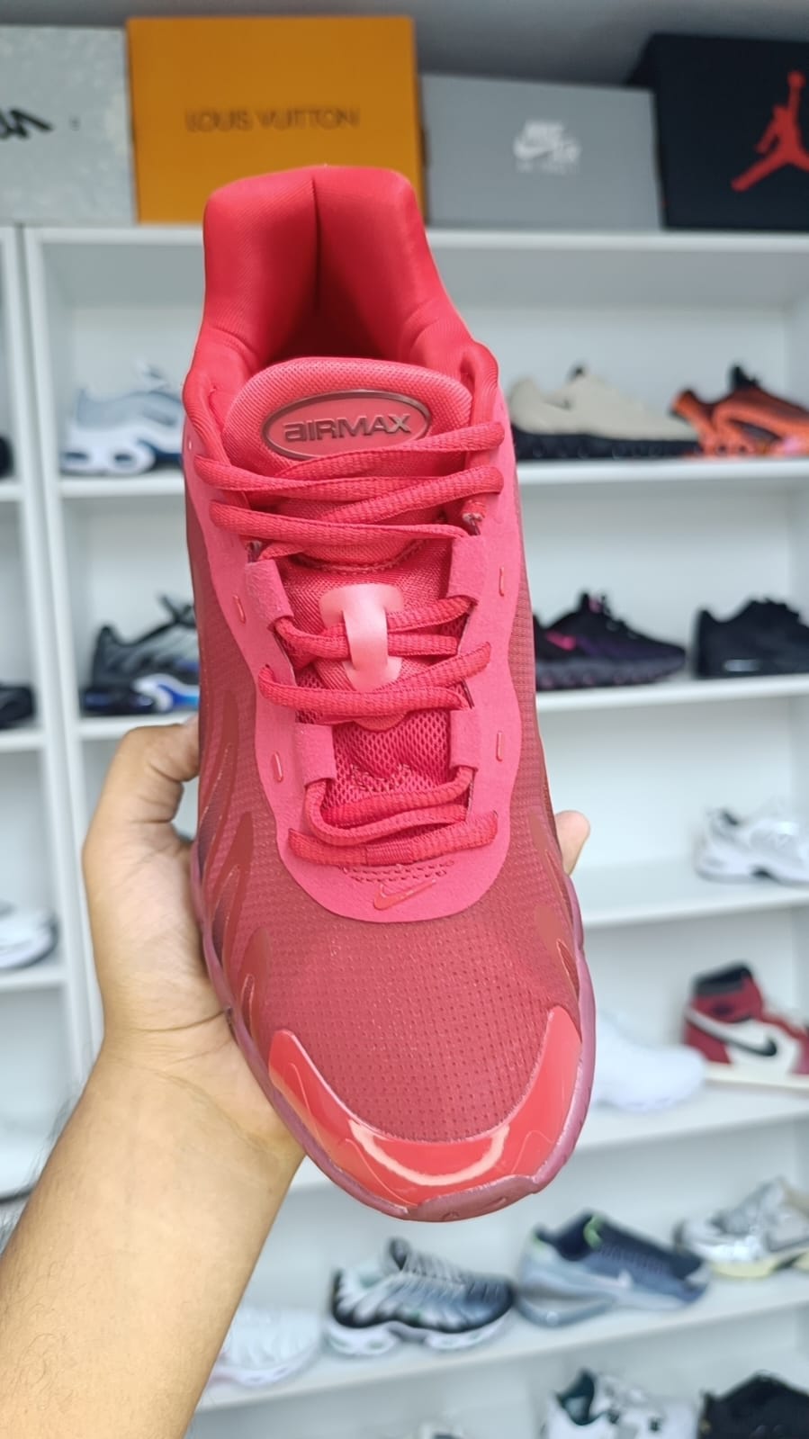 NIKE AIR MAX DN8 RED