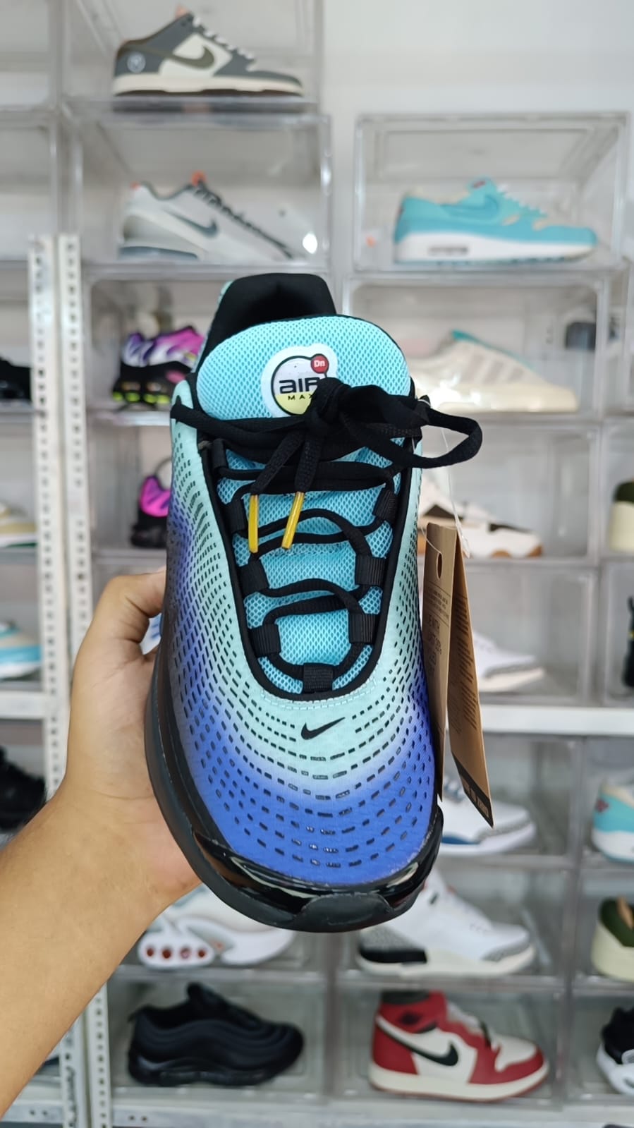 NIKE AIR MAX DN