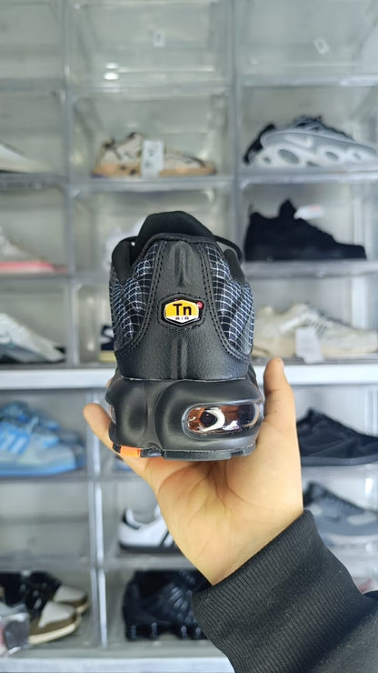 NIKE AIR MAX TN